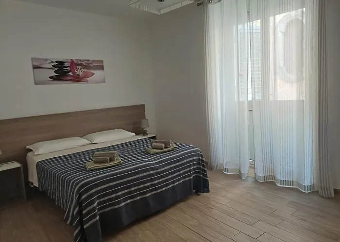 Casa Trinacria *